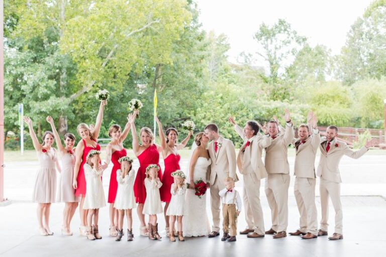 red-and-tan-wedding-colors
