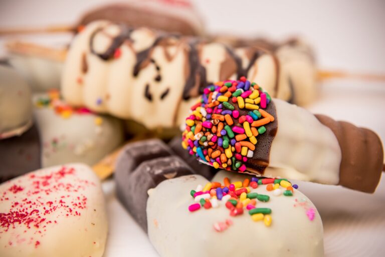 Alternative Dessert of Ice Cream Popsicles from Mama Birds, f8 studios