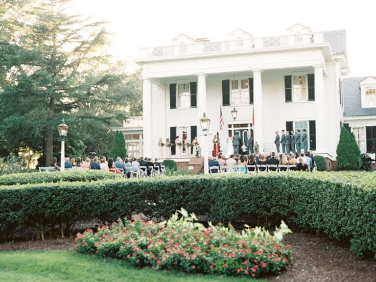 Plantation-wedding-at-Rose-Hill-Plantation-wedding-venue-in-NC-Forage-and-Film