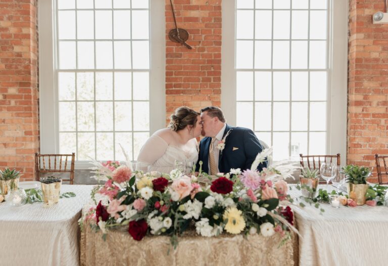Sweetheart table pampas grass florals