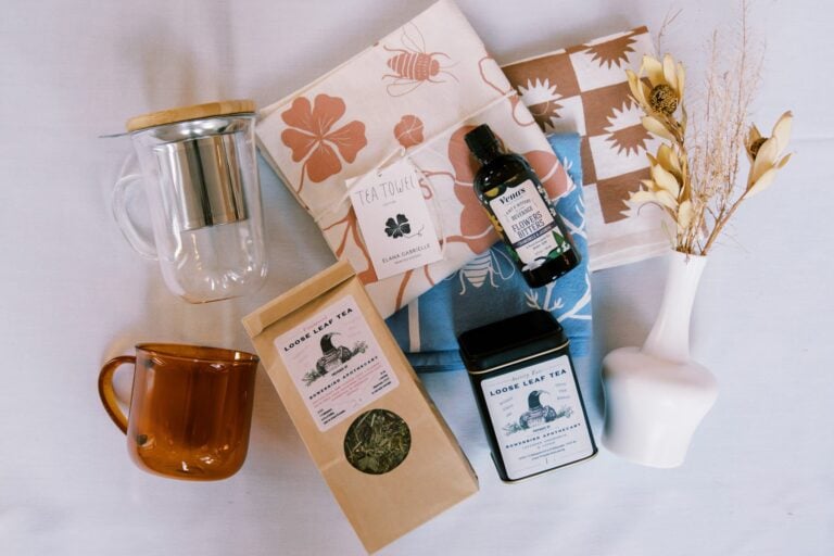 wedding gift ideas dried flowers tea gift set
