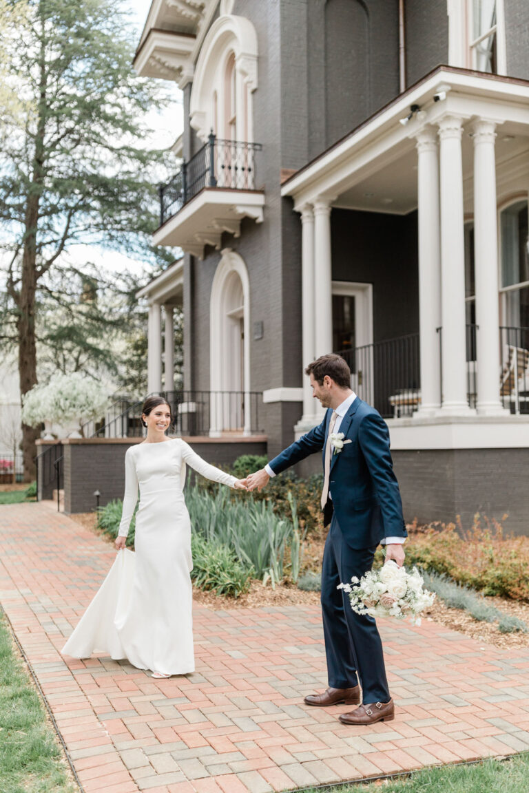 timeless elegant wedding look