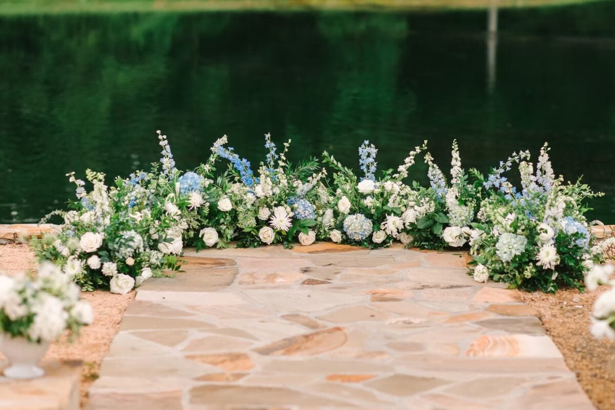 Wedding floral designers in Cary NC