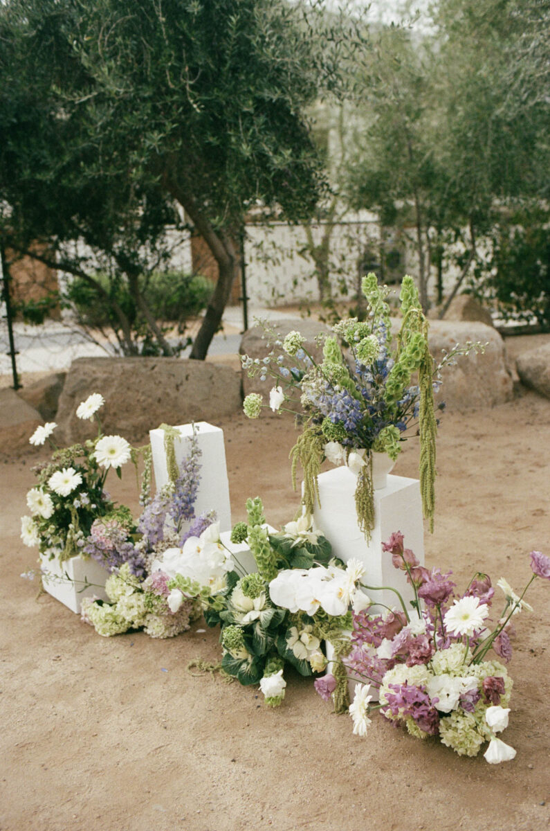 Modern floral wedding decor