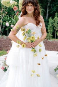 Chic modern wedding bouquets
